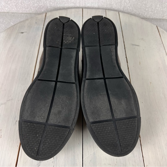 482egu Stuart Weitzman shimmery textile lace up sneakers women 7 gold si… - Picture 4 of 14